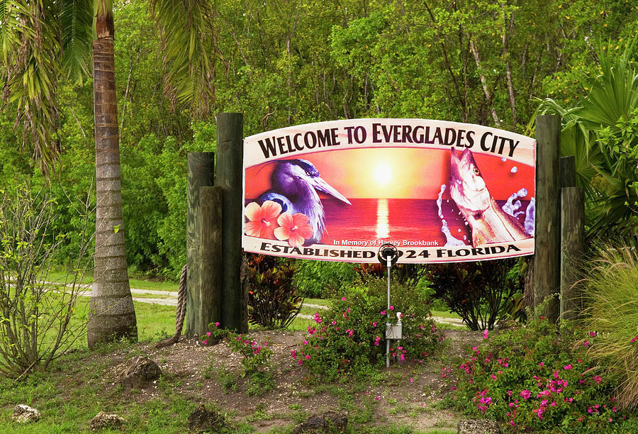 Everglades City Welcome Sign Photograph by Bob Pardue
