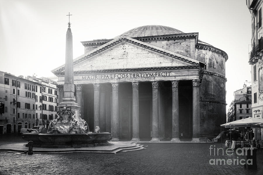 Exterior of the Pantheon in Rome Italy Photograph by Stefano Senise