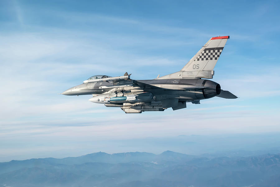 F-16 Fighting Falcon Photograph