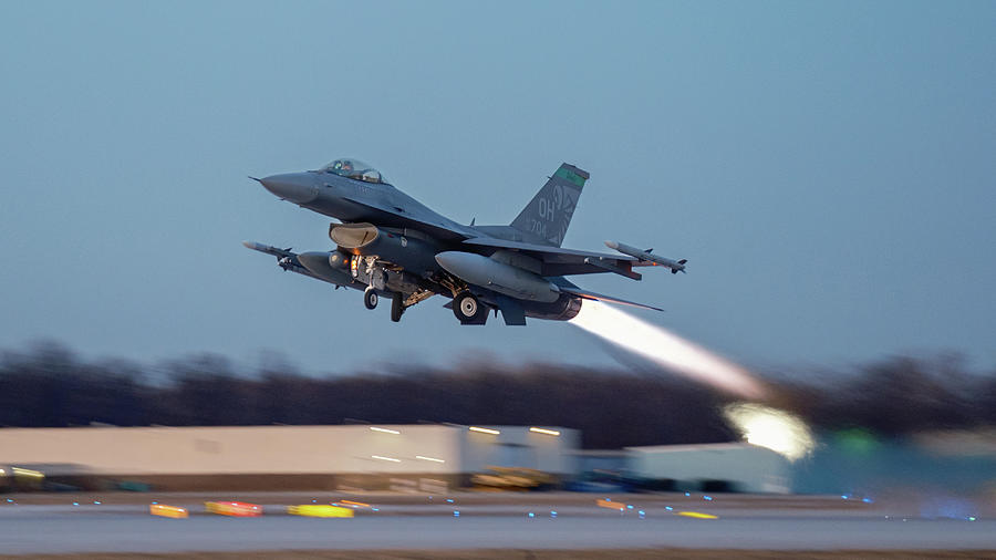 F16 Up And Out Photograph by Jeffrey Hormann - Fine Art America