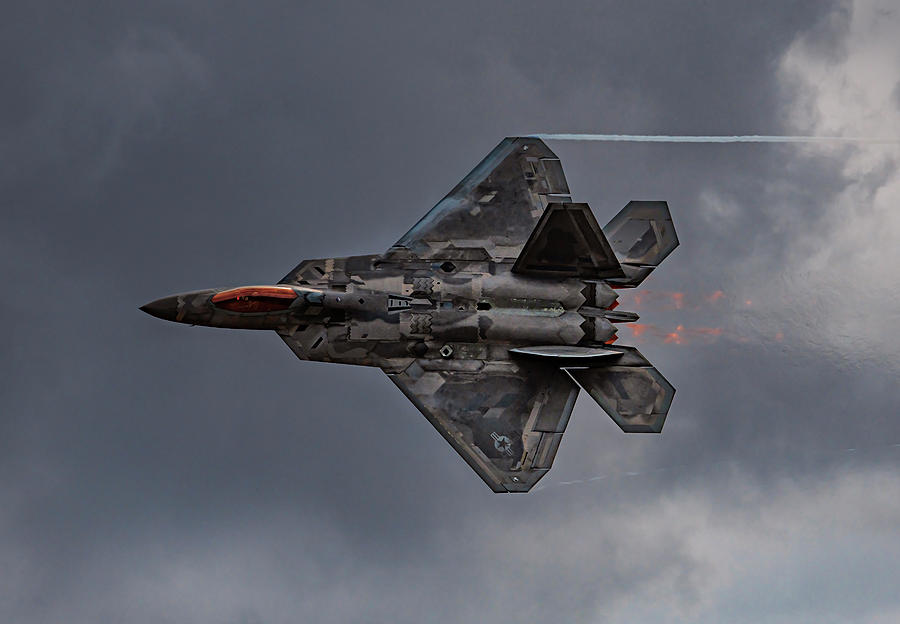 F22 Raptor IV Photograph by Andrew Dickman