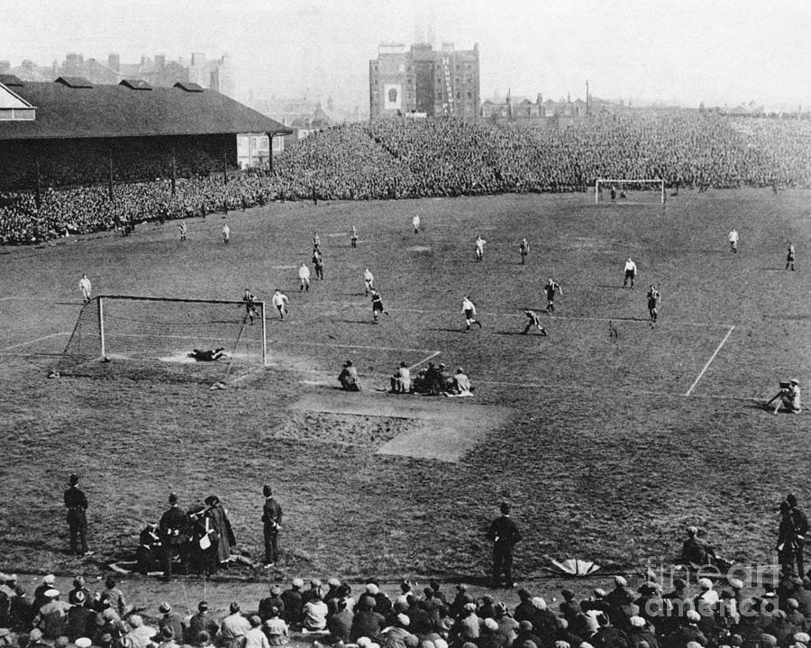 FA Cup Final, 1921 Photograph by Granger