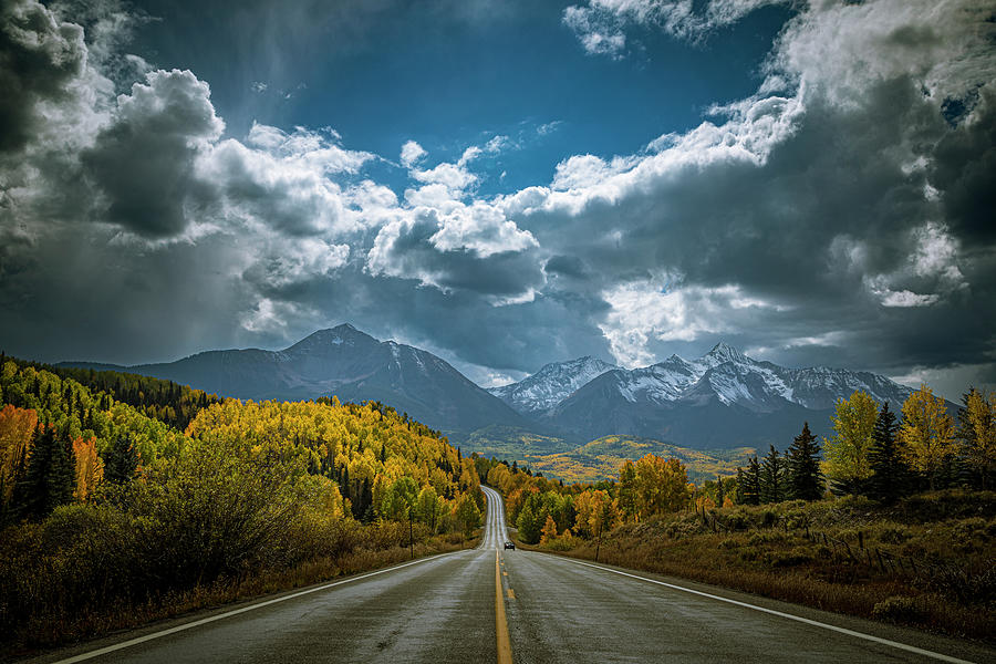 Fall Color along the San Juan Skyway scenic byway near Telluride ...