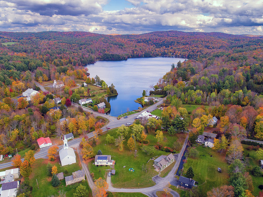 Fall Colors at Silver Lake - Banard, Vermont Photograph by John Rowe