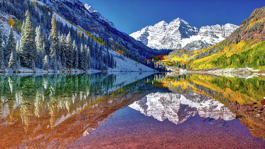 Maroon Bells Colorado in Autumn Panorama Sunrise At The Rocky Mountains ...