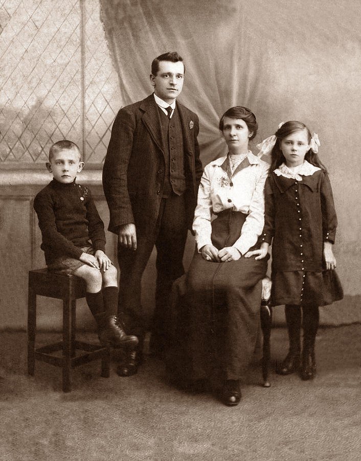 Family Photograph by Duncan1890