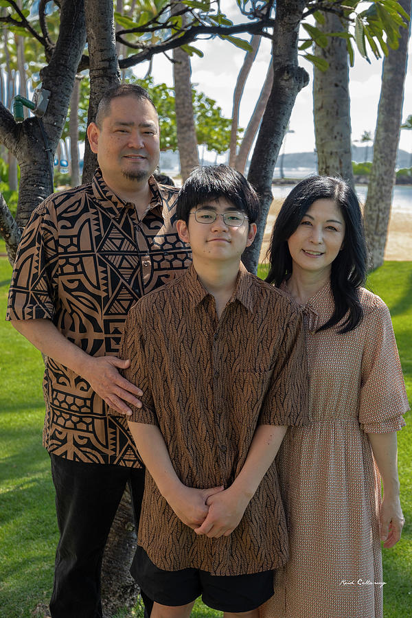 Family Session 16 The Kahala Hotel Resort Oahu Hawaii Portrait Art Photograph by Reid Callaway