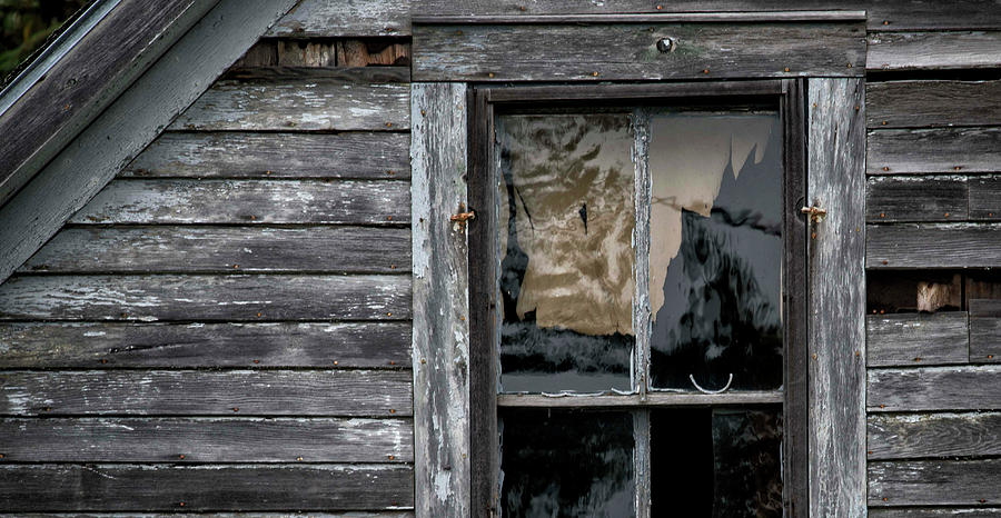 Farm House Window - Engadine, Michigan USA Photograph by Edward Shotwell