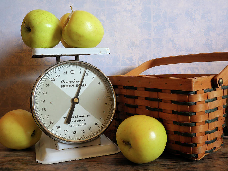 Farmhouse Scale With Apples Photograph by Scott Kingery