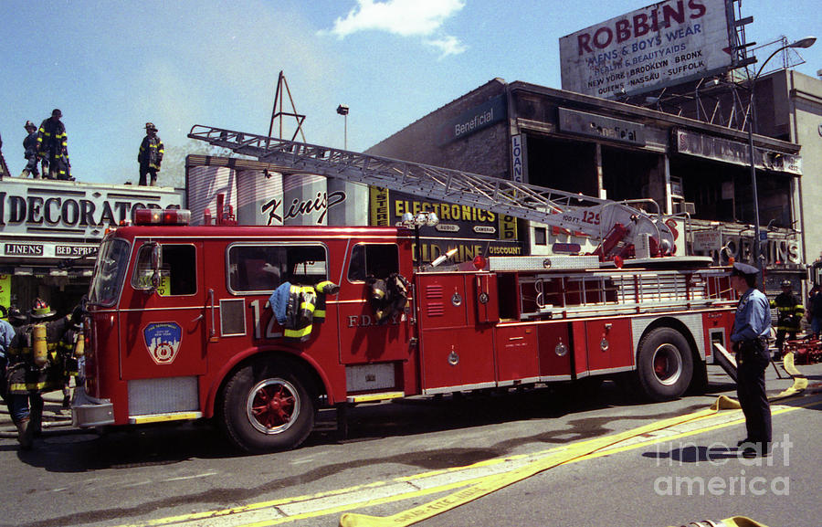 FDNY Ladder 129 Photograph by Steven Spak | Fine Art America