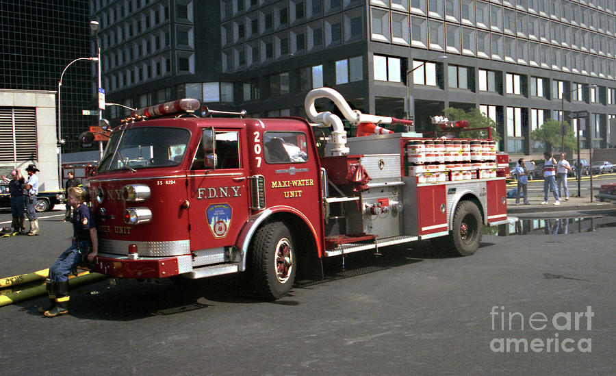 Fdny Maxi Water Engine 207 Photograph By Steven Spak Fine Art America