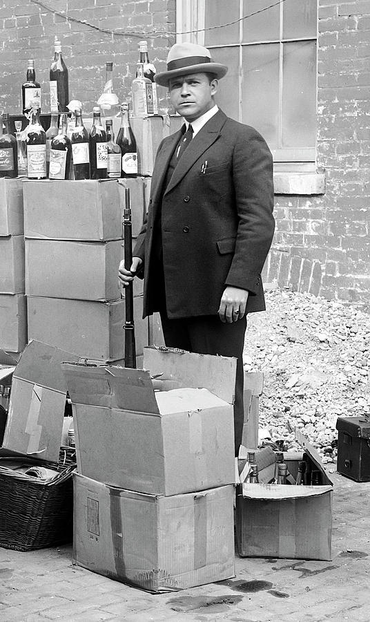 FEDERAL PROHIBITION Agent With Confiscated Bootleg Liquor 1922 ...