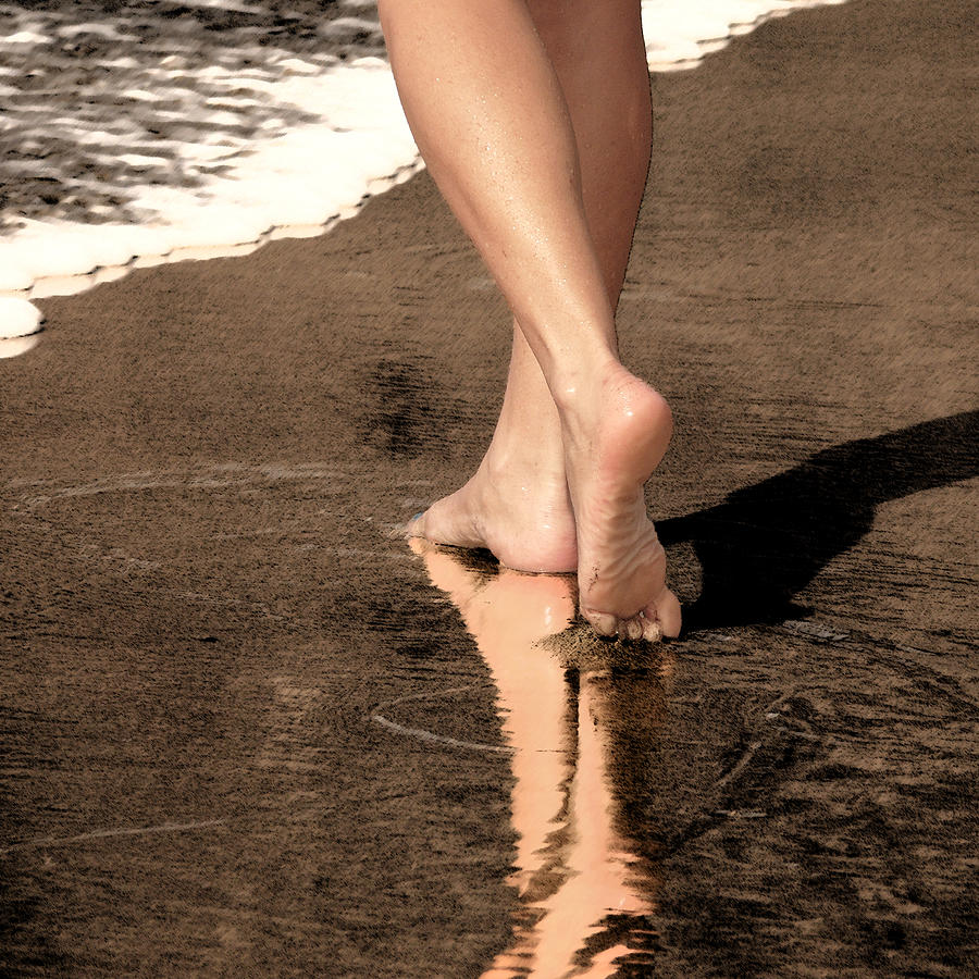 Feet on the beach Photograph by Photo by Victor Ovies Arenas