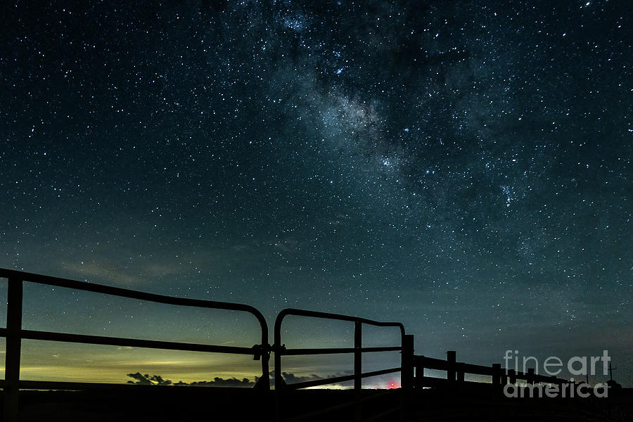 Fenceline Milky Way Photograph by Tom Claud