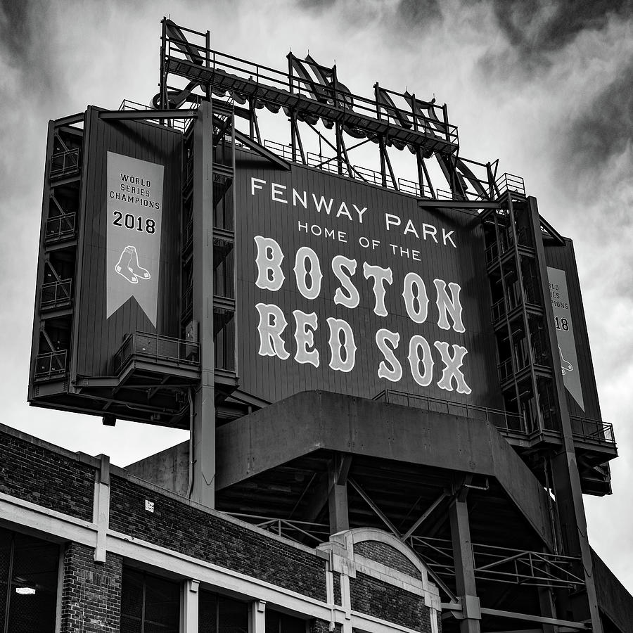 Top 96+ Images fenway park black and white photo Superb