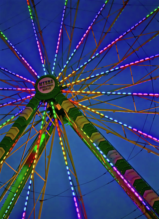 Ferris Wheel Detail Photograph by Mark Chandler - Fine Art America