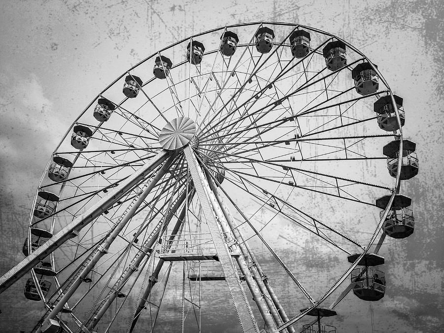 Ferris Wheel Photograph by Pamela Williams