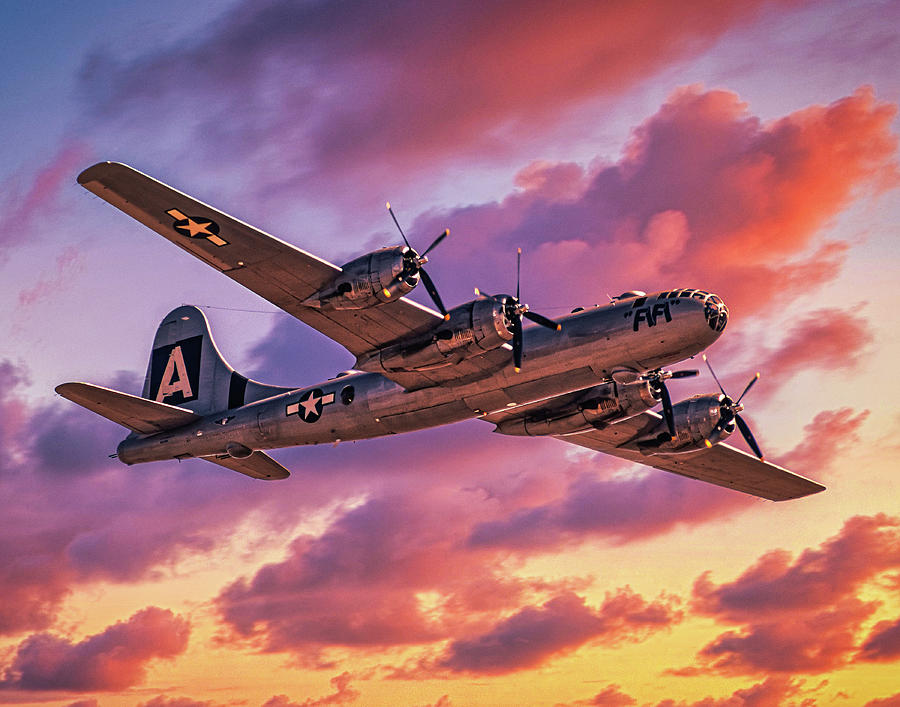 Homecoming, FiFi Boeing B-29 Bomber Flying Superfortress In-flight And ...