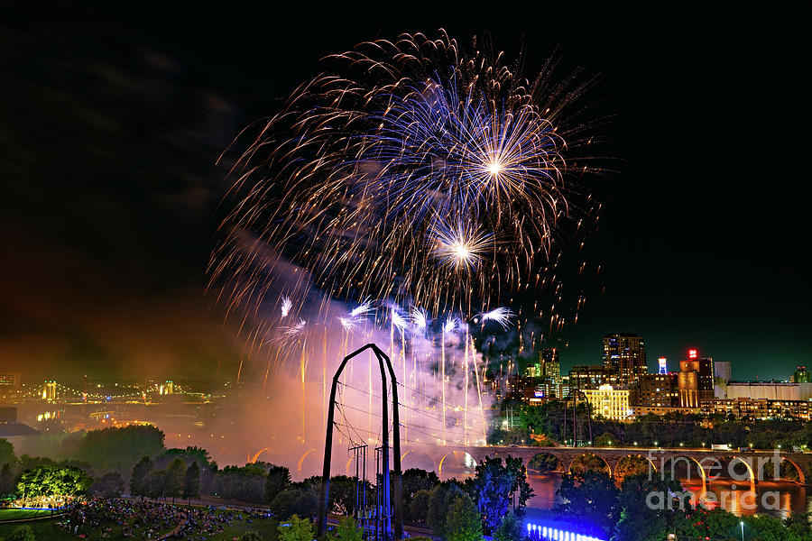 Fireworks 22-3 Photograph by Jim Schmidt MN