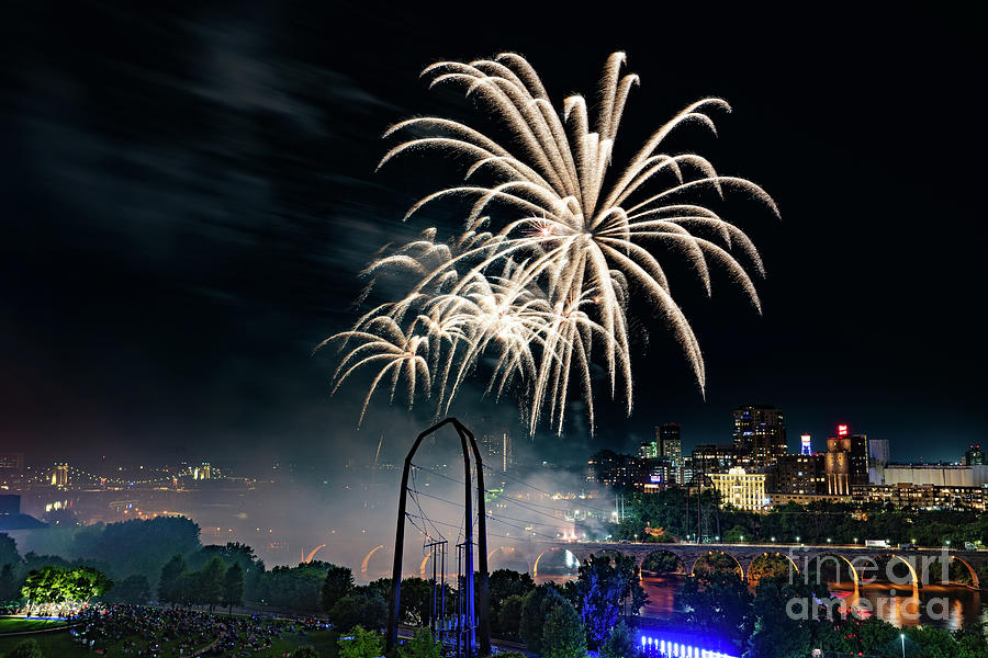 Fireworks 22-7 Photograph by Jim Schmidt MN