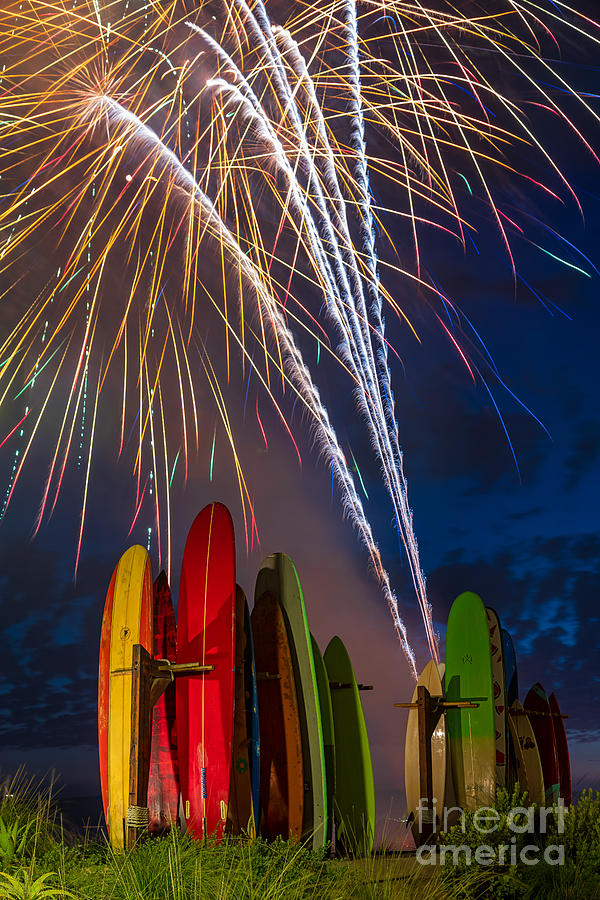 Fireworks at the Historic Hotel del Coronado Photograph by Sam Antonio