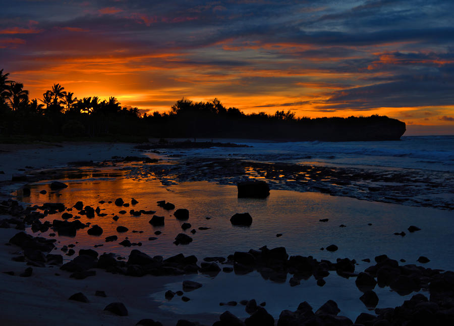Sunset Photograph - First Light - Shipwreck Beach, Kauai by Stephen Vecchiotti