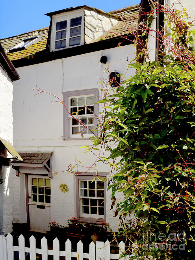 Fishermans Cottage, Port Isaac. Photograph by Jon Delorme Fine Art