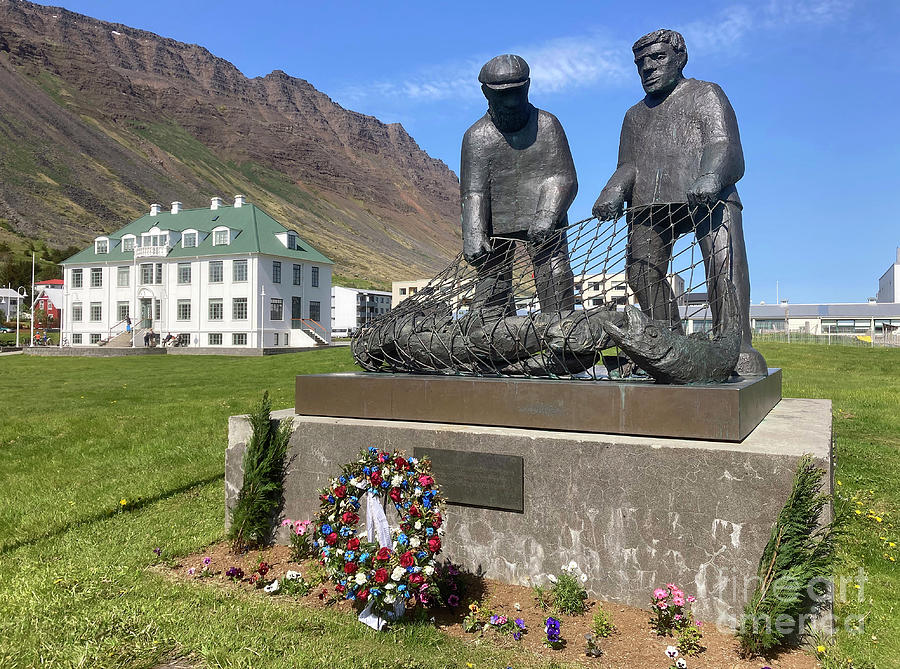 Fishermens monument - Isafjordur, Iceland Photograph by Phil Banks