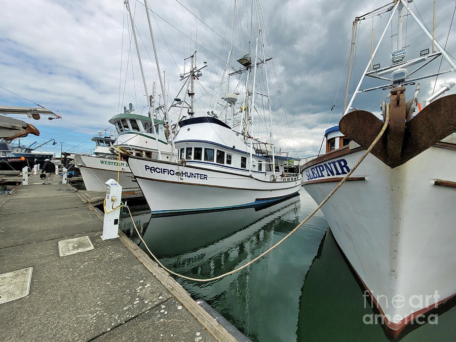 Fishing Vessel Pacific Hunter Photograph by Norma Appleton