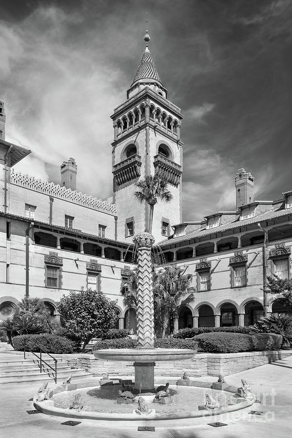 Flagler College Courtyard Fountain Photograph by University Icons