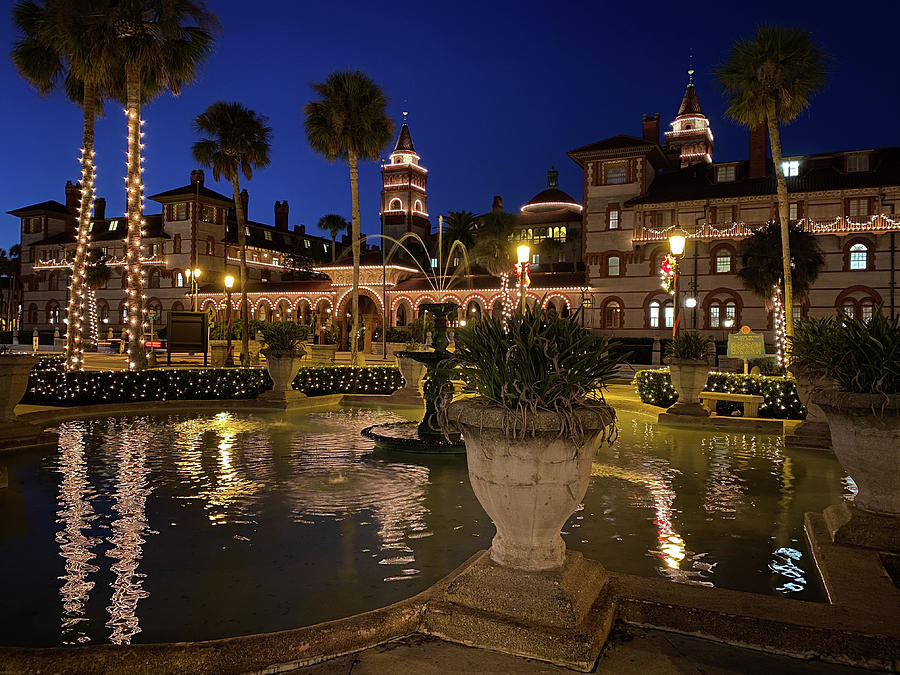 Flagler College Nights of Lights Celebration, St. Augustine, Flo Photograph by Dawna Moore Photography