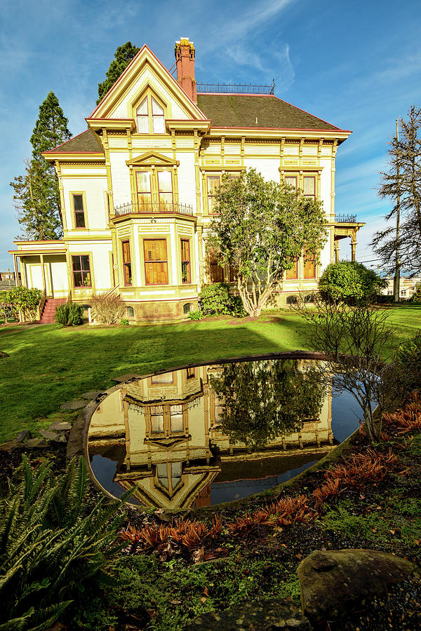 Flavel House Mirrored  Photograph by Pamela Patch