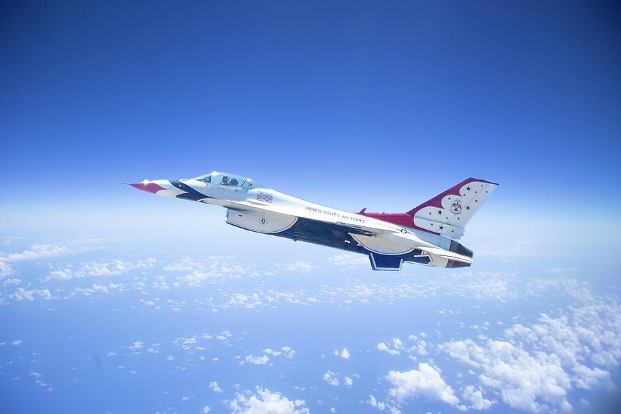 Flight of the Air Force F-16 Thunderbird Photograph by Mark Andrew Thomas