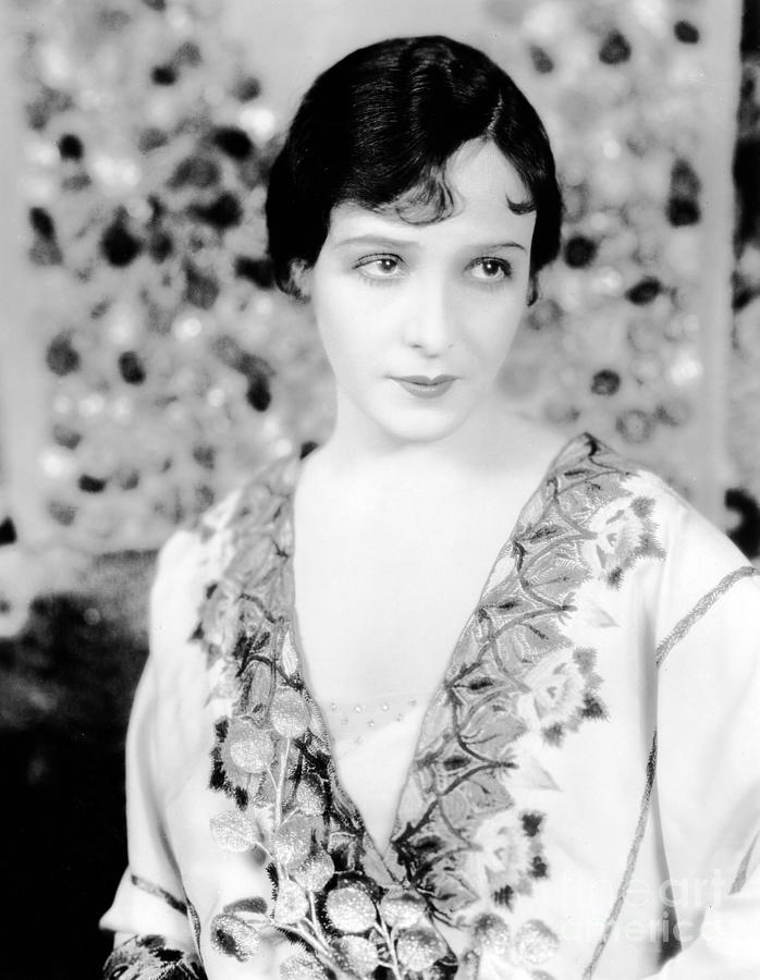 Florence Vidor Portrait 1 Photograph by Sad Hill - Bizarre Los Angeles ...