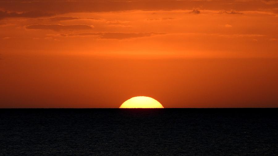 Florida Sunset on the Gulf Photograph by Robert Stanhope