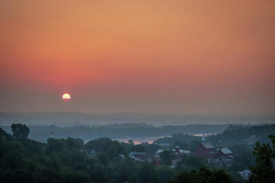 Foggy Sunrise Over Hermann Photograph by Jeff Phillippi