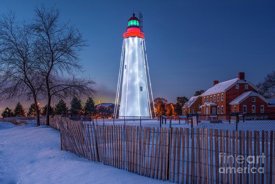 Fort Gratiot Light Photograph by Larry Knupp - Fine Art America