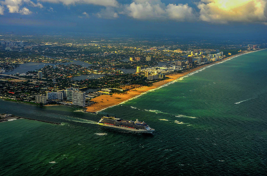 Fort Lauderdale Florida Coastline Photograph by James C Richardson ...