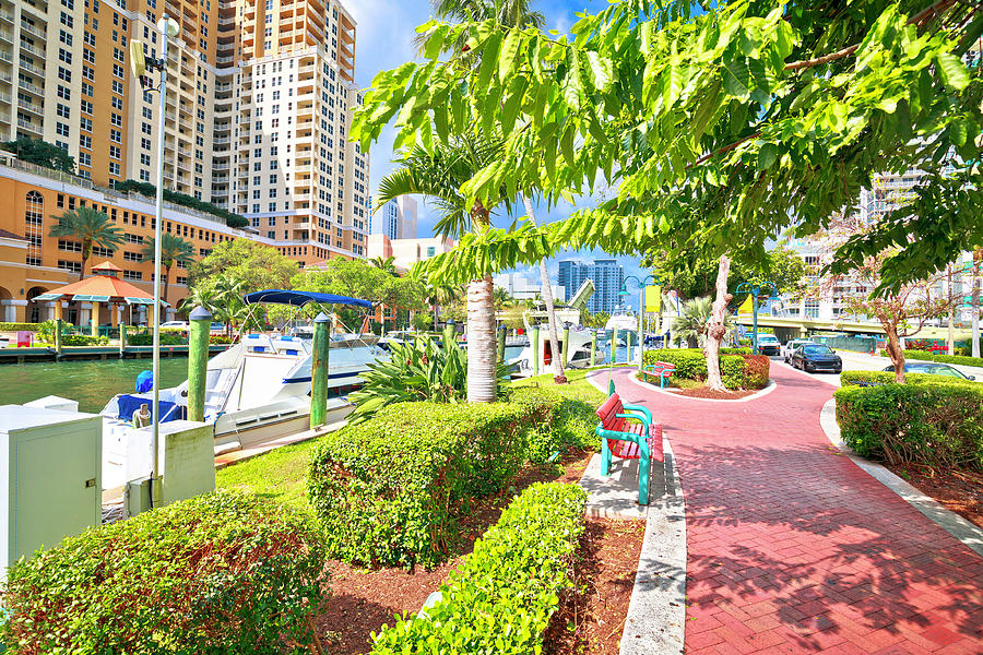 Fort Lauderdale riverwalk tourist coastline view, south Florida