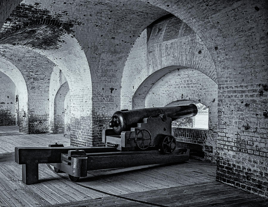 Fort Pulaski Cannon Photograph by Tom Singleton