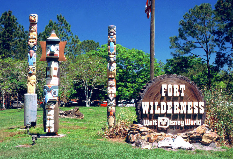 Fort Wilderness entrance sign 1971 Photograph by David Lee Thompson