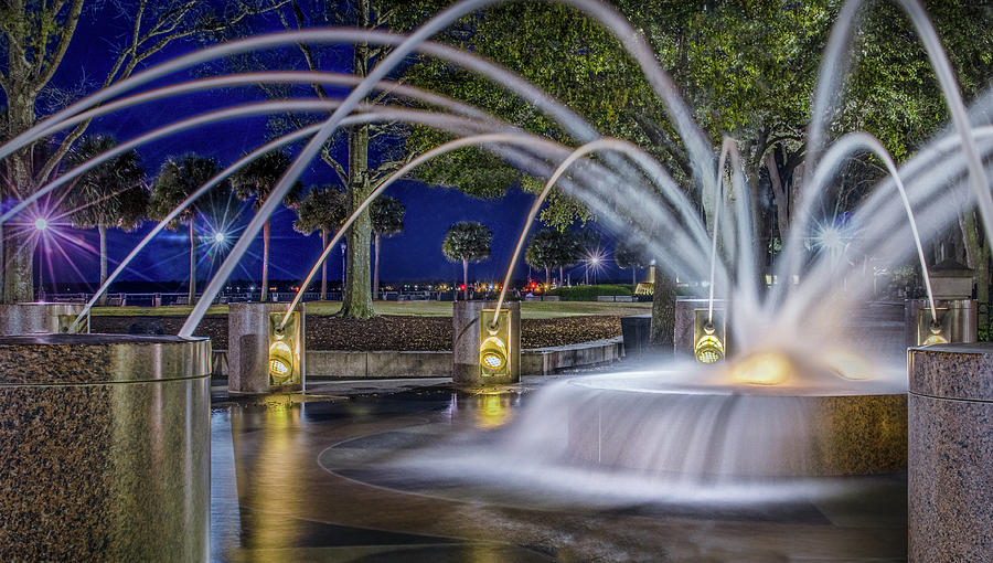 Fountain At Waterfront Park Photograph