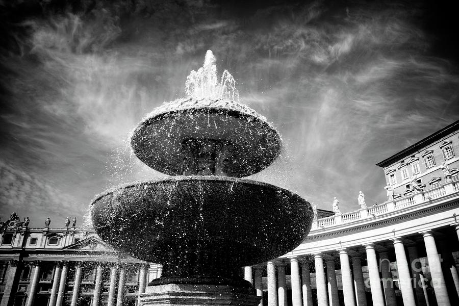 Fountain in St Peters Square Photograph by Mary Machare