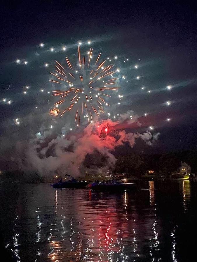 Fourth of July Lake Keowee Photograph by Jeannie Giordano Pixels