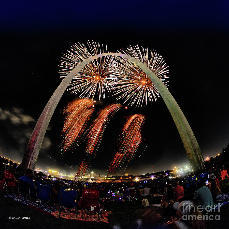 Fourth of July St Louis Arch Photograph by Jim Trotter