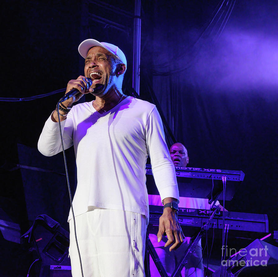 Frankie Beverly in Concert Photograph by Ava Reaves