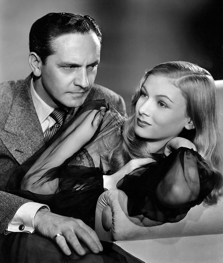 FREDRIC MARCH and VERONICA LAKE in I MARRIED A WITCH -1942-, directed by RENE CLAIR. Photograph by Album