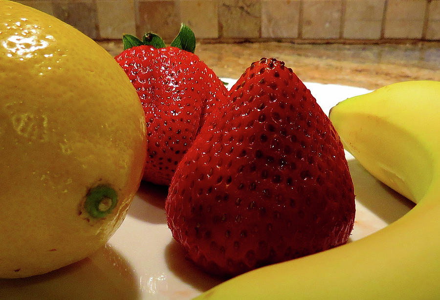 Fresh Fruit Photograph by Linda Stern