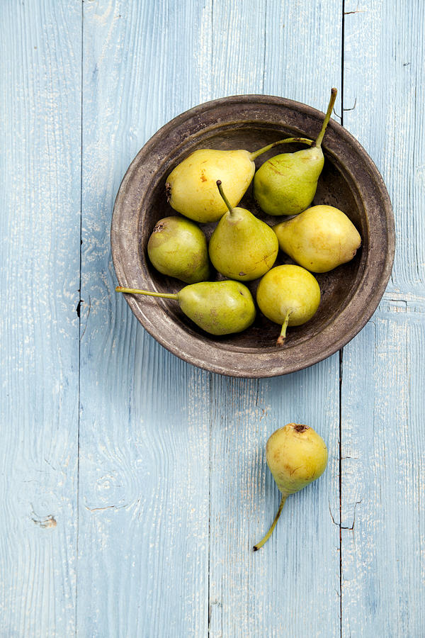 Fresh pears Photograph by Barcin