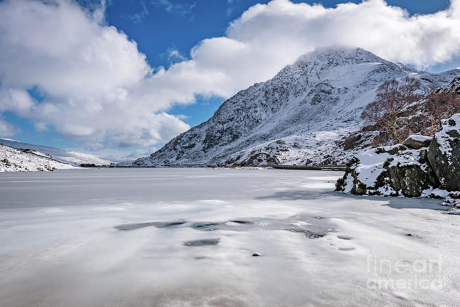 Frozen Llyn Ogwen Snowdonia Wales Photograph by Adrian Evans